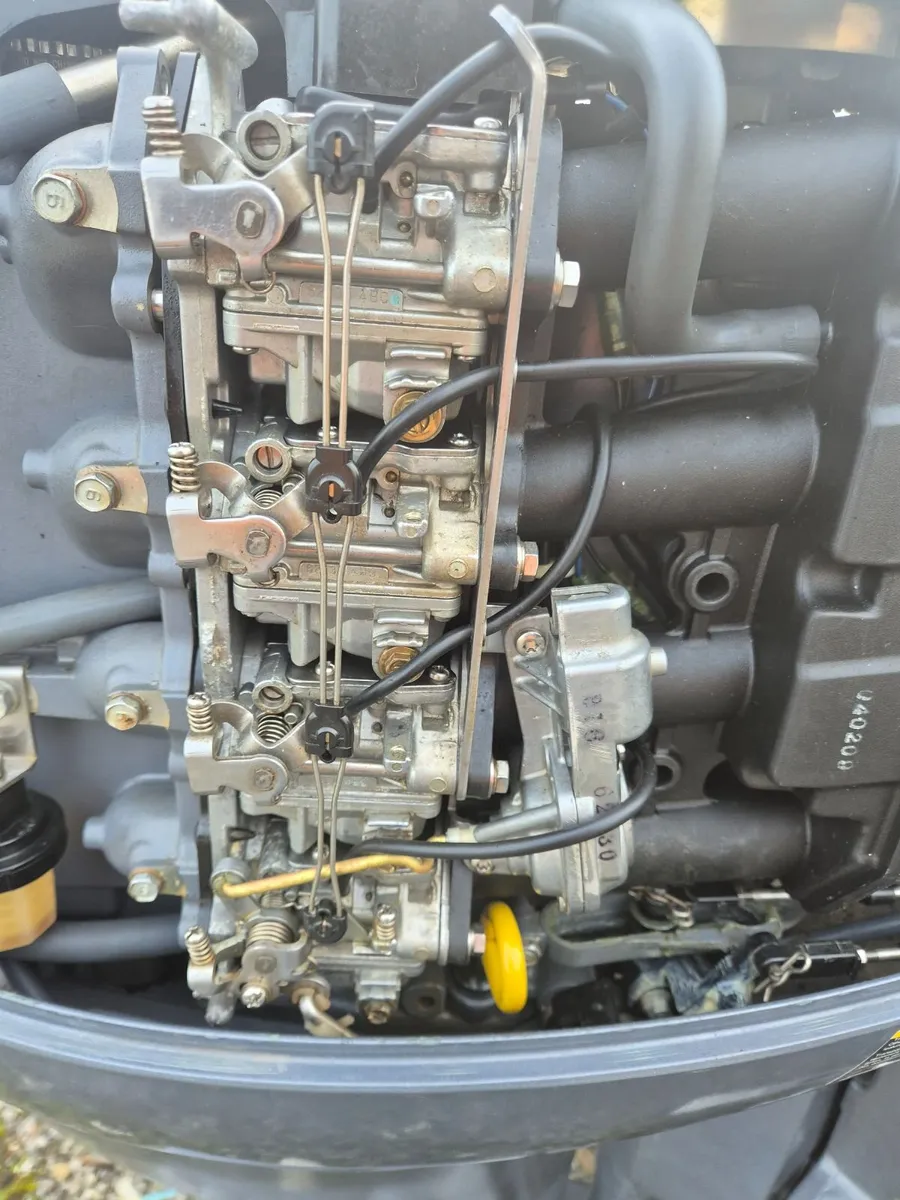 Boat engine - Image 2