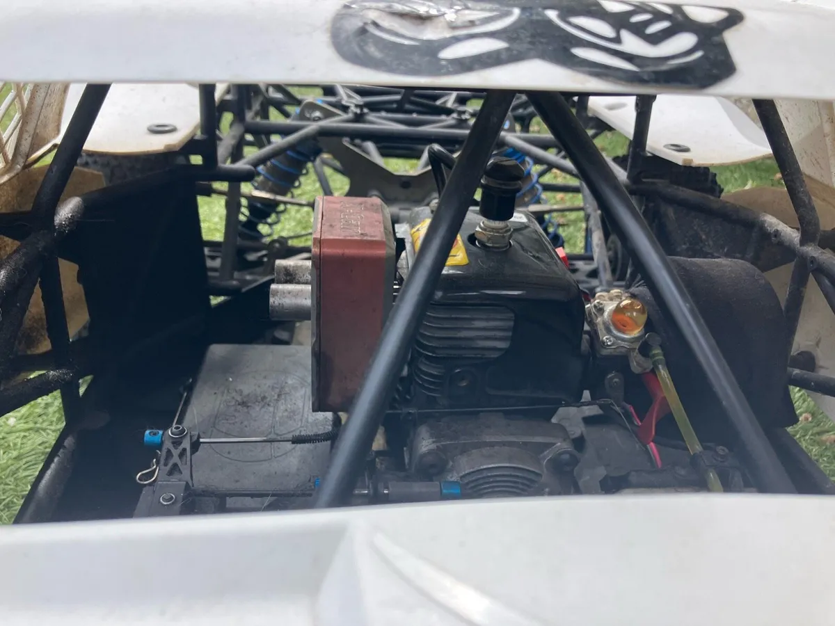 RC Car - Image 4