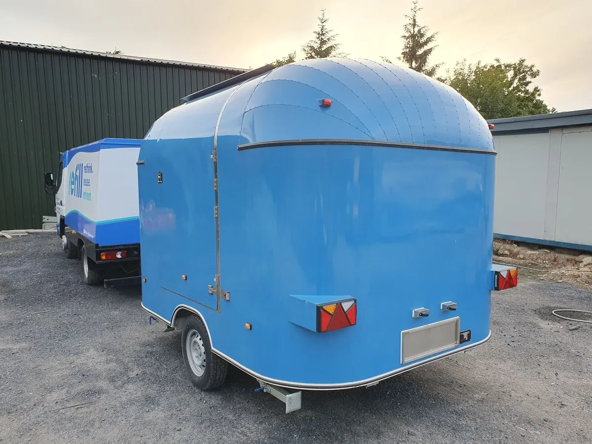 AirStream Style Mobile Catering Trailer - Image 1