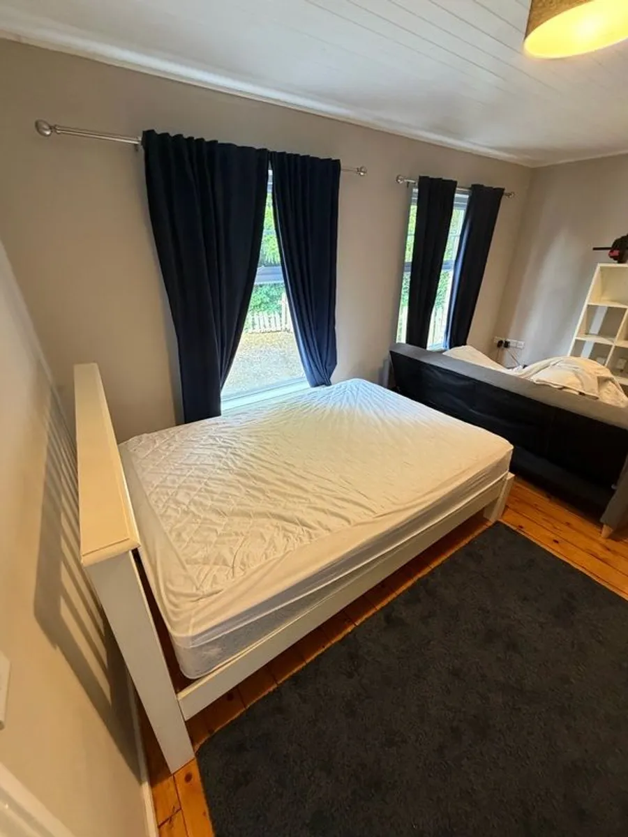 bed - Image 2