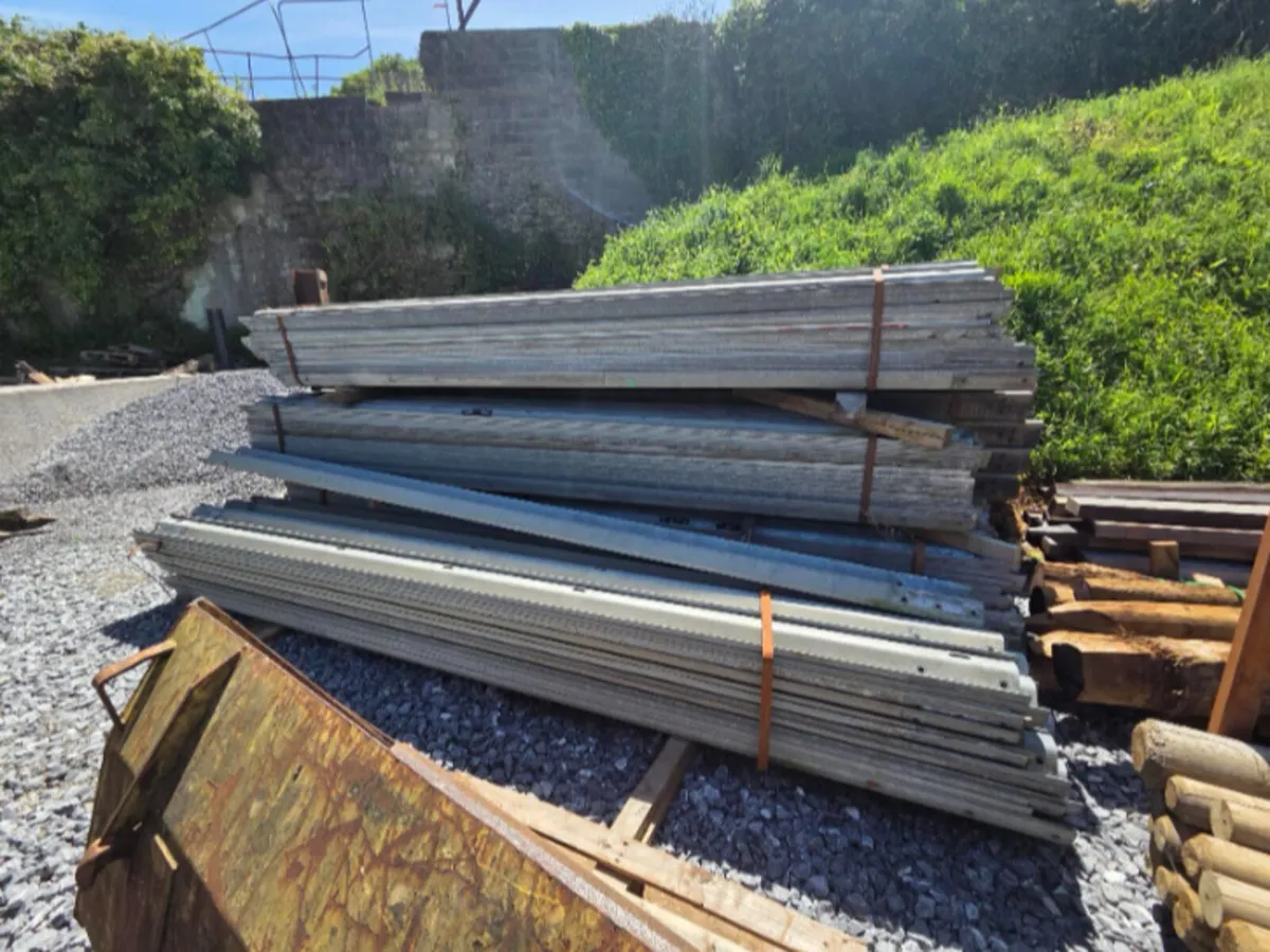 Crash Barriers - Image 2