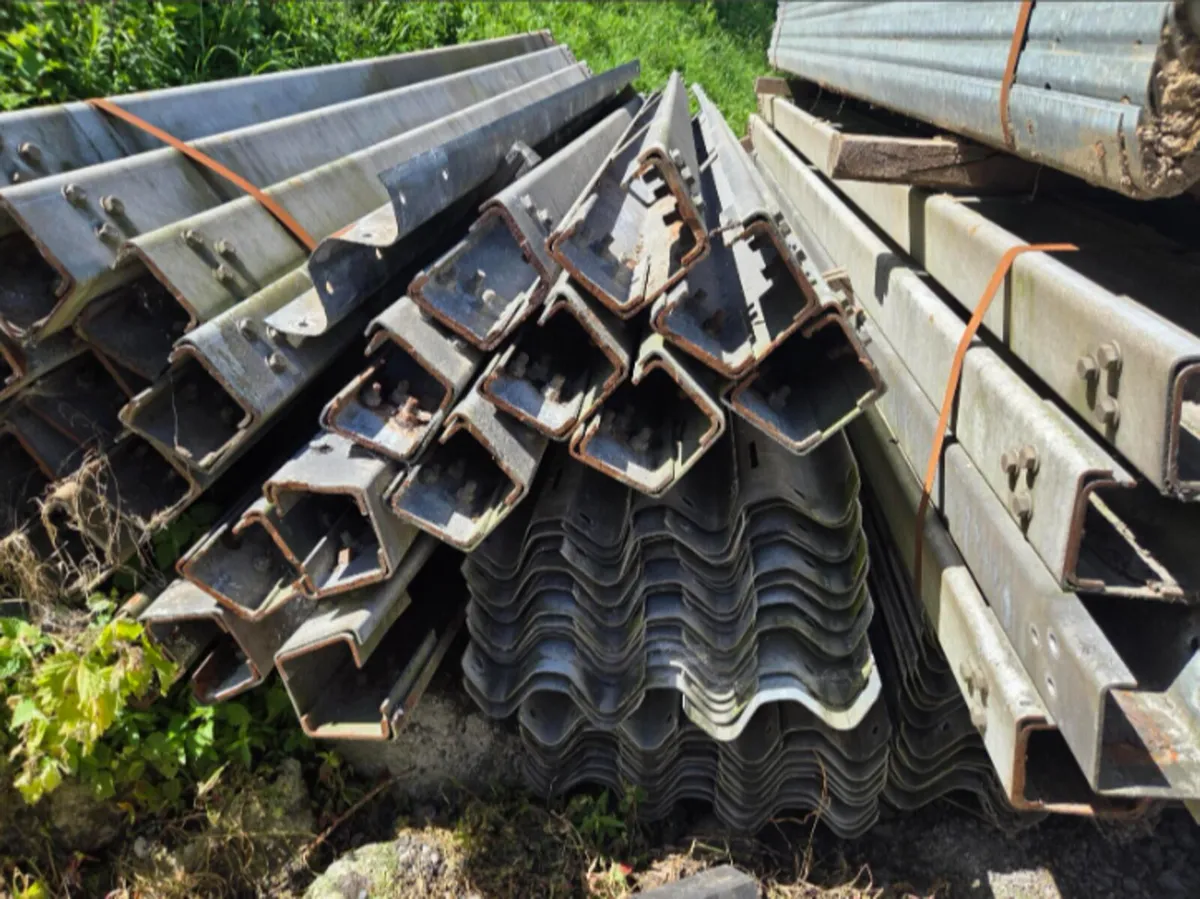 Crash Barriers - Image 4