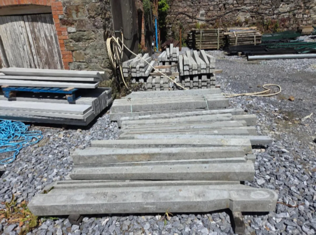 Concrete Fencing Posts & Panels - Image 4