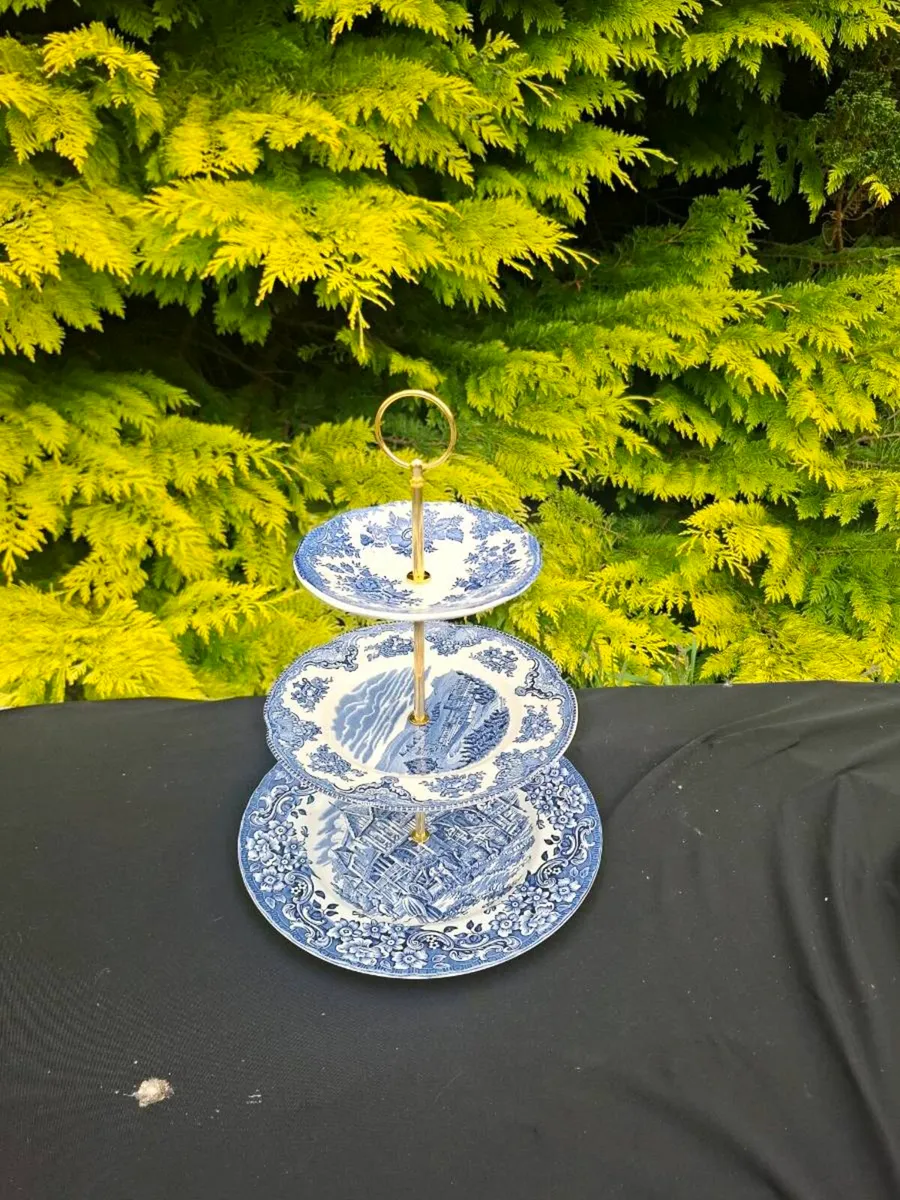 By post only blue cake stand - Image 2
