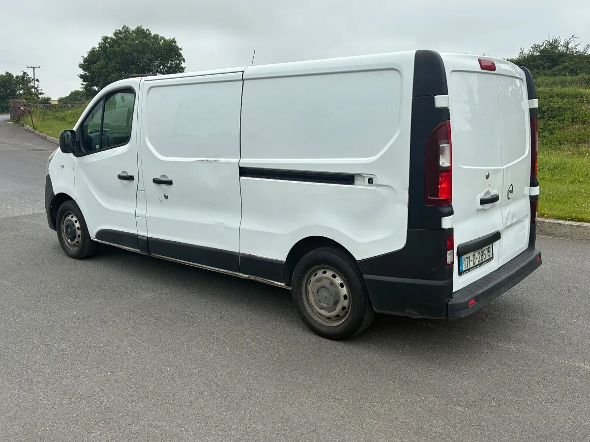 Opel Vivaro 2017 - Image 4