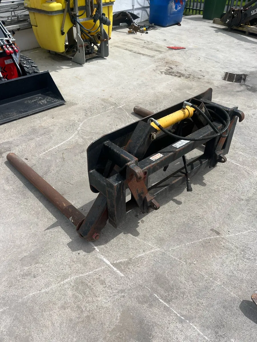 Rossmore Bale Handler - Image 4
