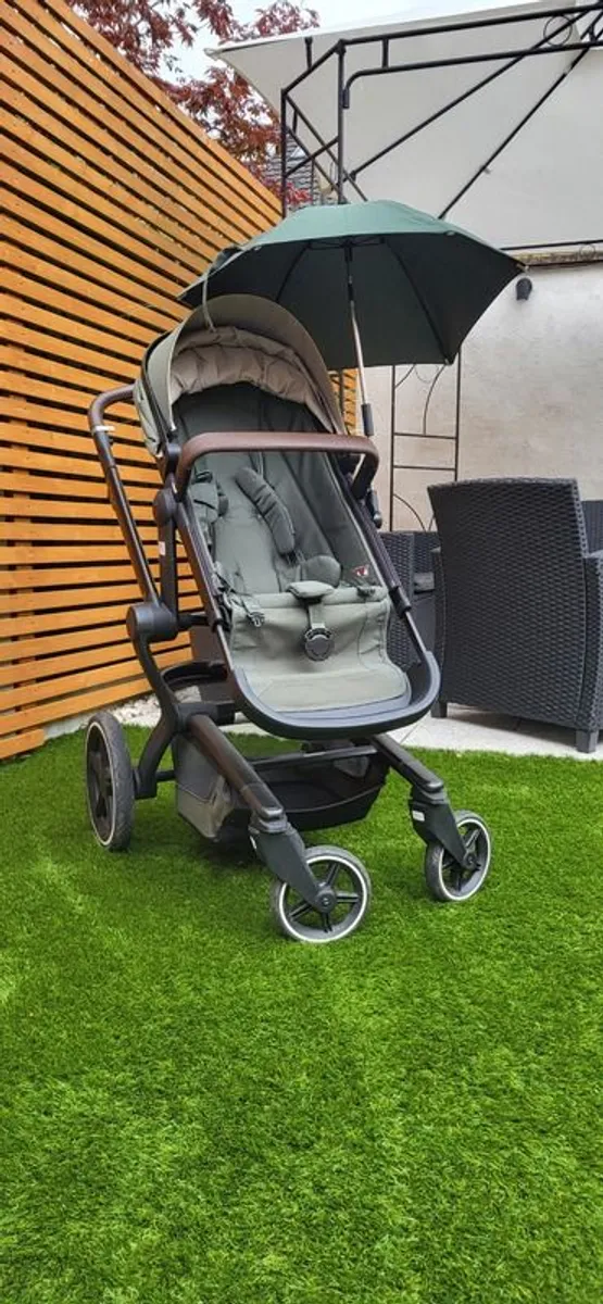 Joolz Day  Travel System in Magnificent Green - Image 3