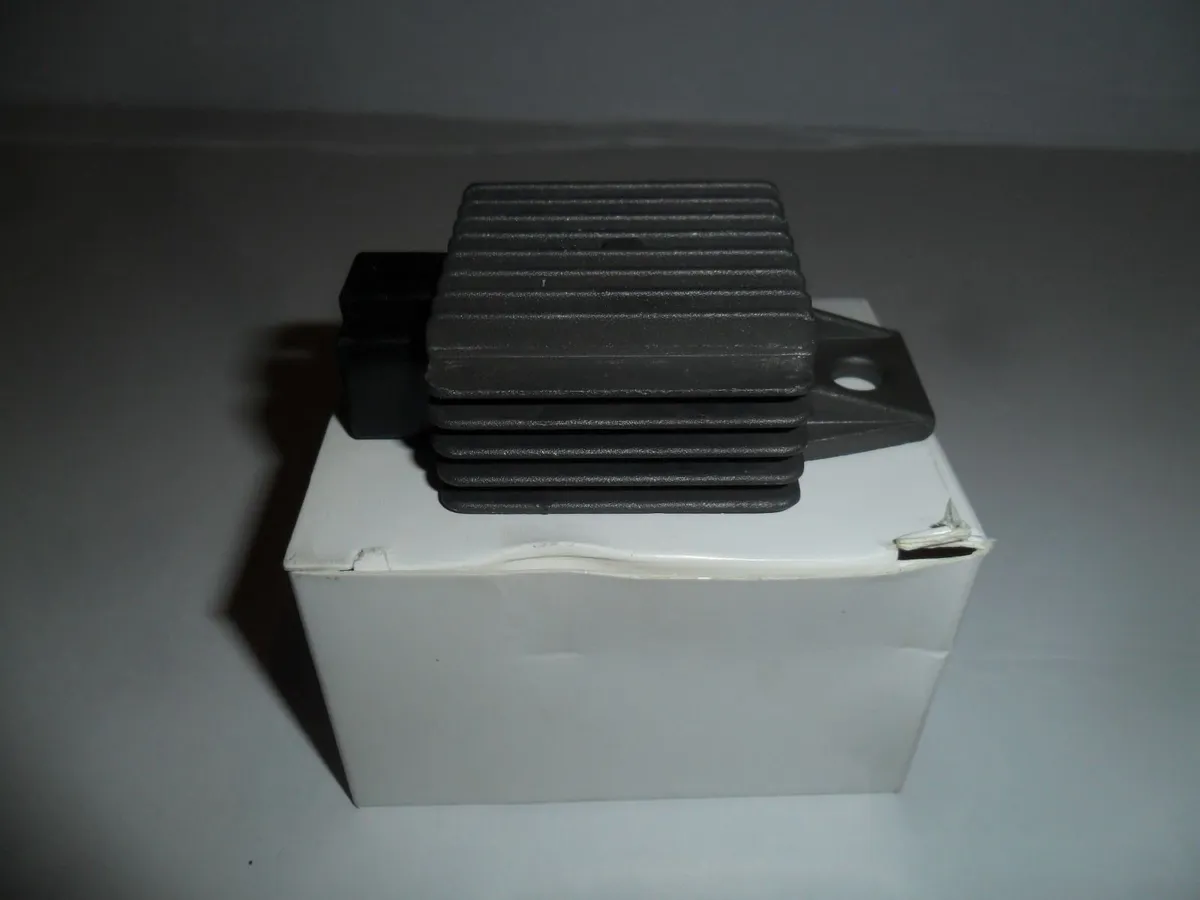 ATV 12V Voltage regulator rectifier 4 pin - Image 2