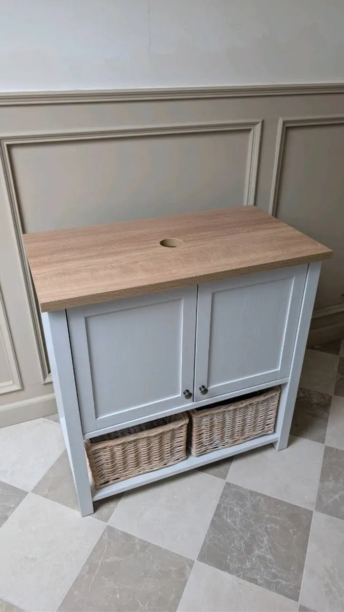 Bathroom vanity unit - Image 4