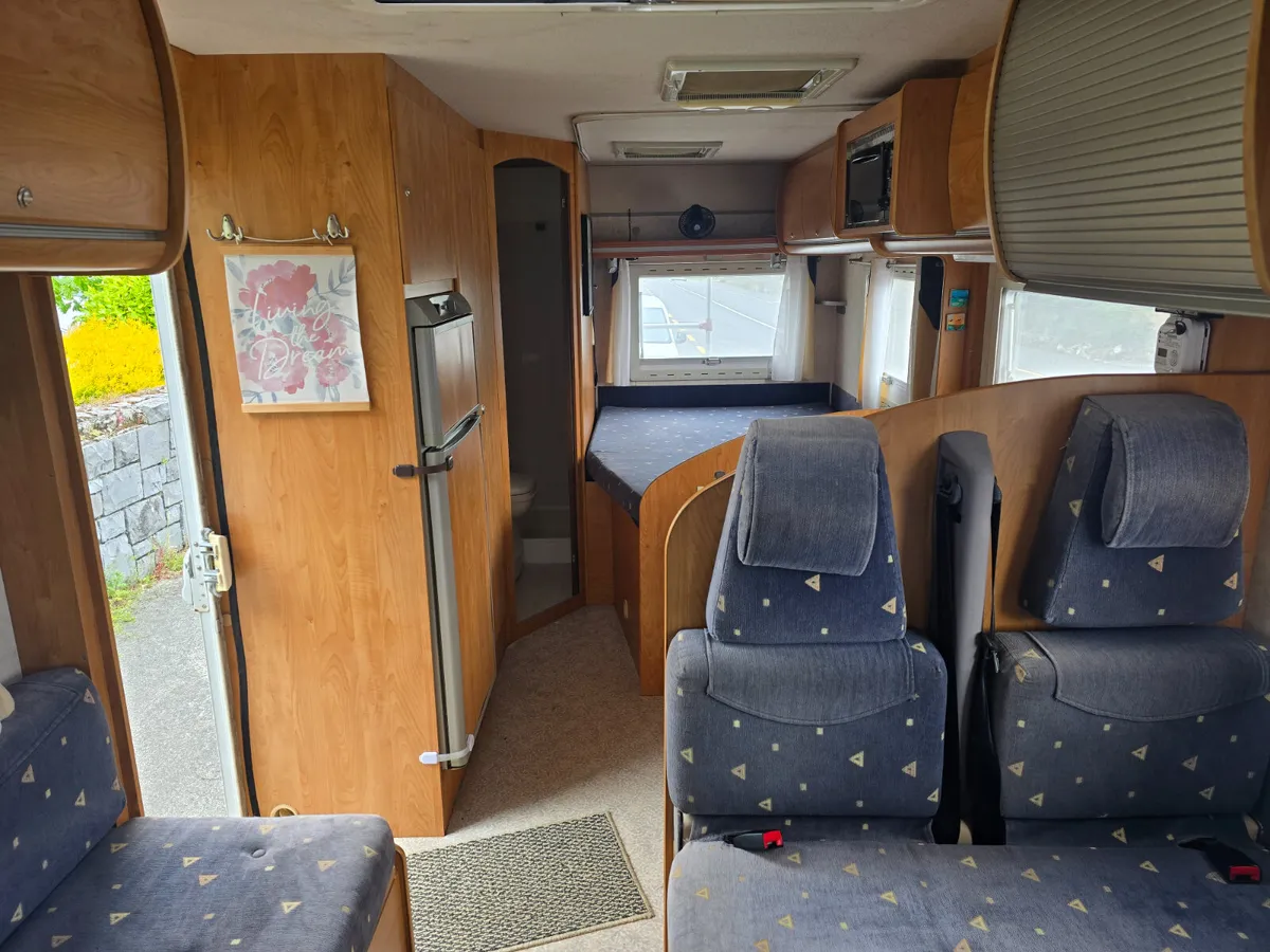 Camper - Image 4