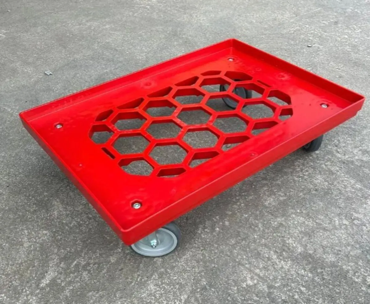 Packs of plastic dollys on wheels - Image 2