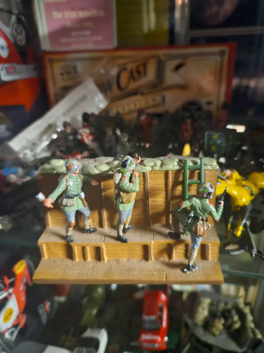 Britain's German WW1 Trench Diorama - Image 1