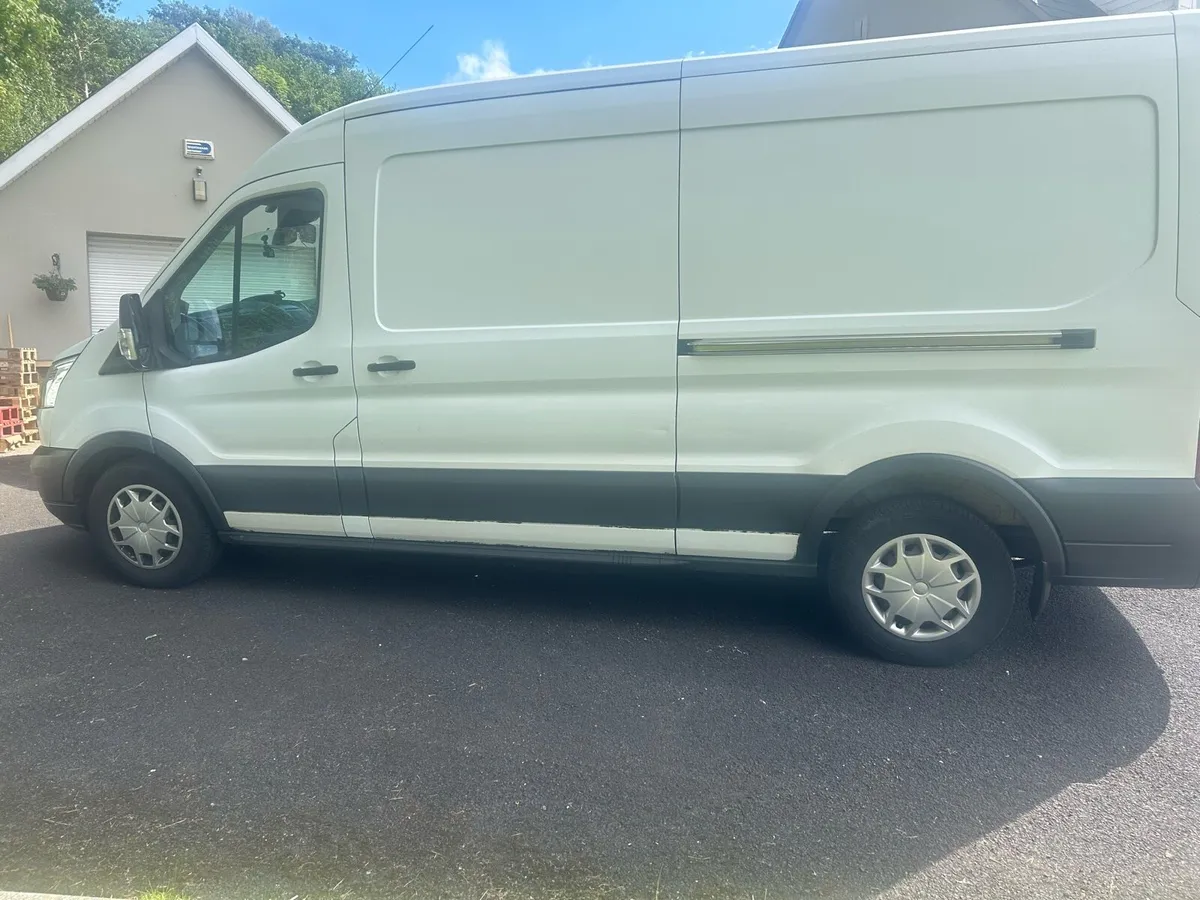 Ford Transit 350 FWD Trend . - Image 4