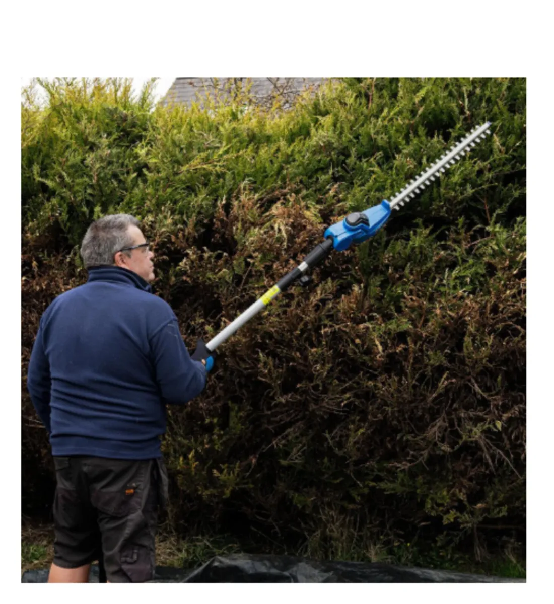 20V 450mm Cordless Long Reach Pole Hedge Trimmer - Image 3