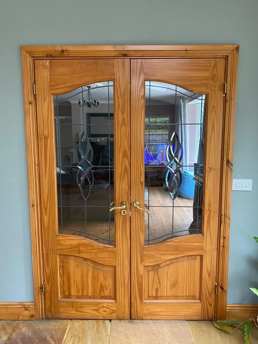 Double Doors Internal