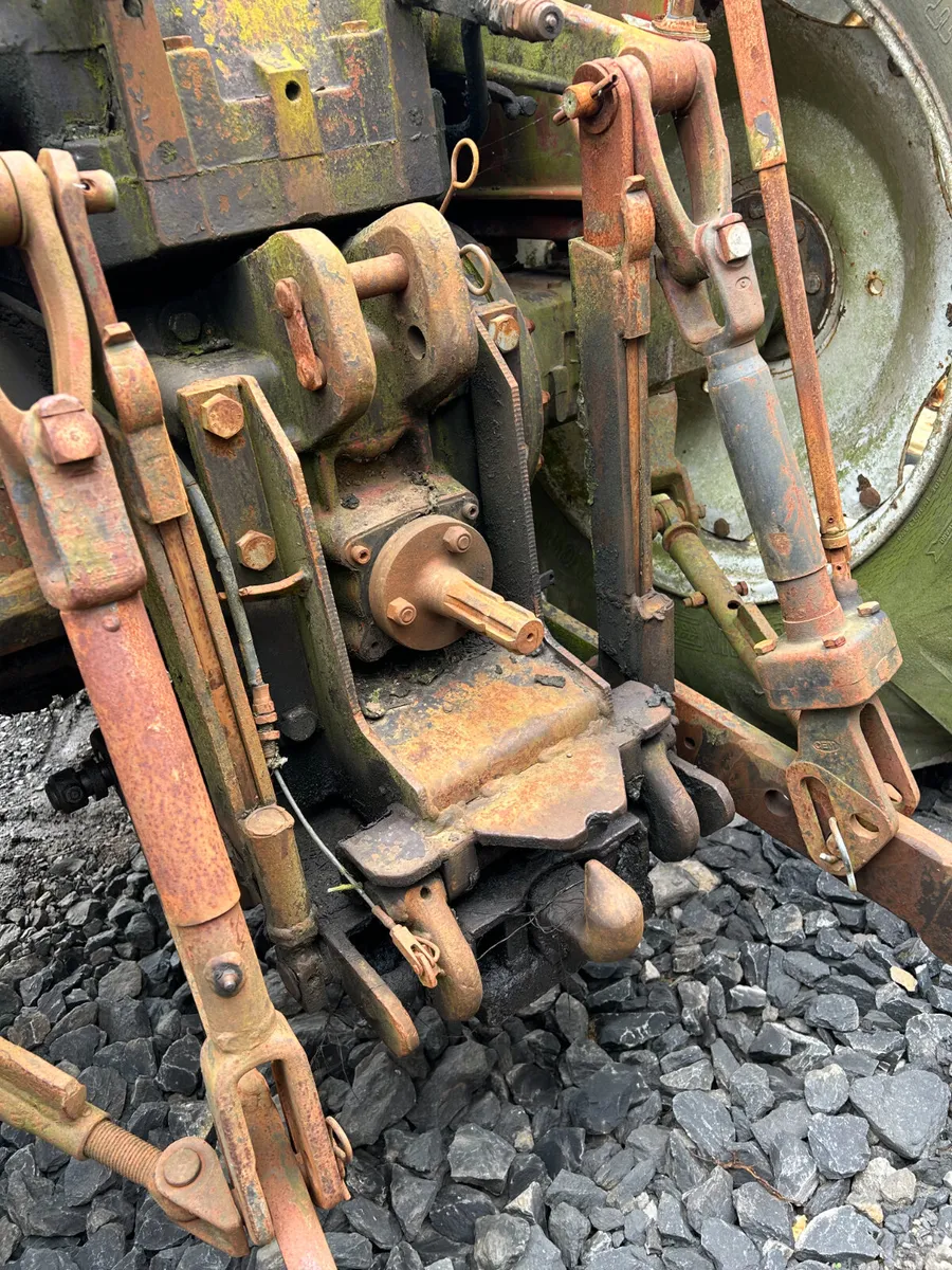 Hitch To Suit A Fiat 90-90 - Image 3