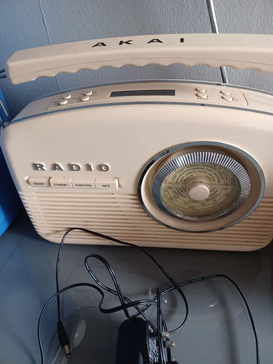 Radio - Image 1