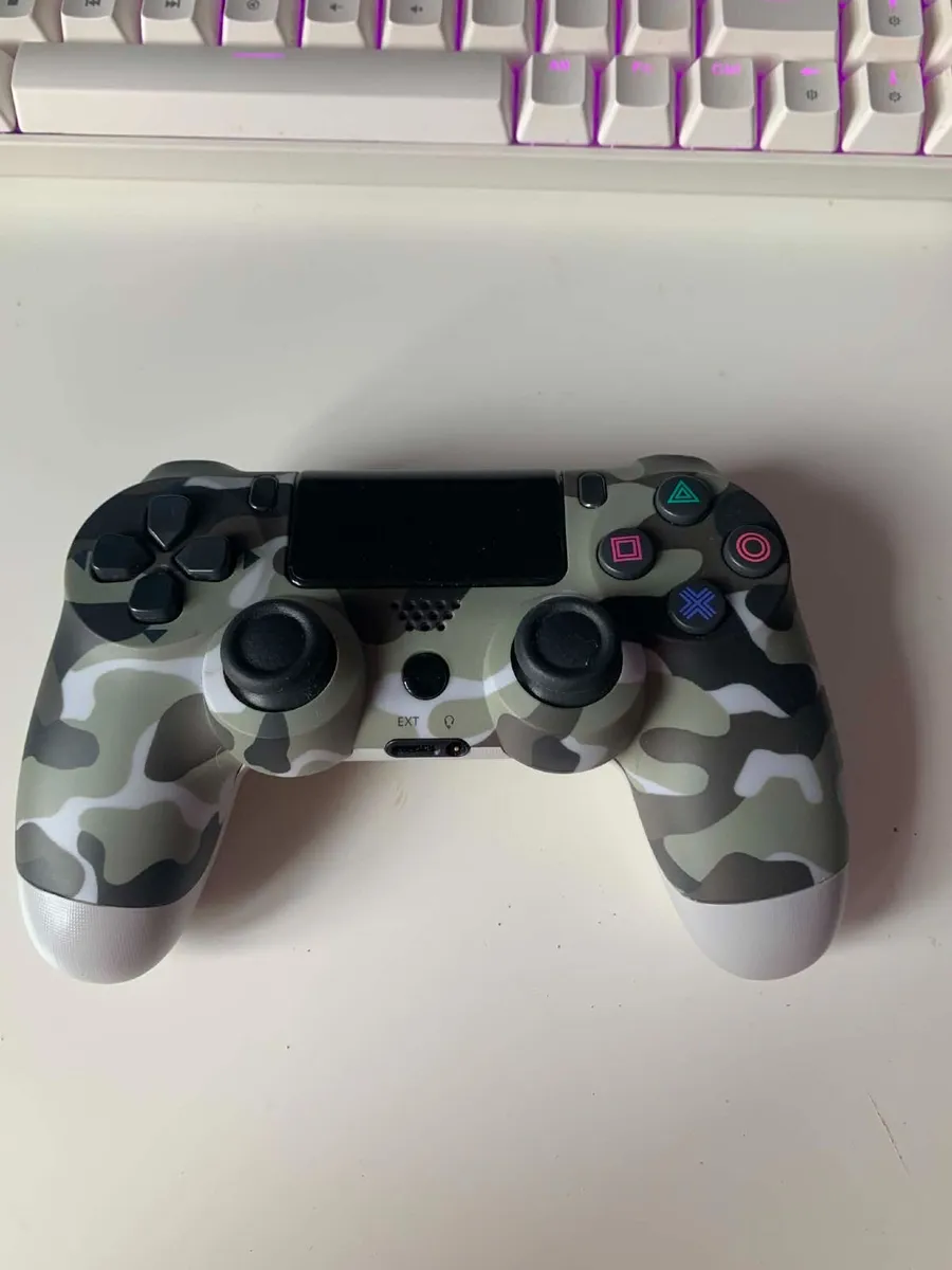 PS4 Official Dual Shock 4 Green Camo Controller