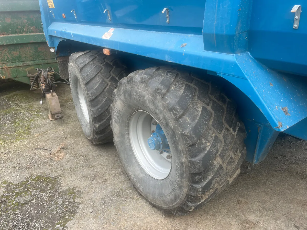 Used Kane 16T Silage Trailer - Image 4