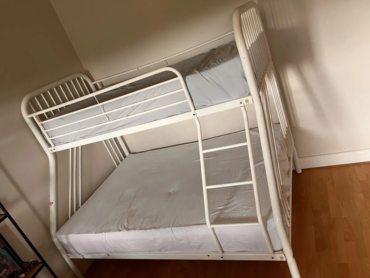 Triple Bunk Bed with mattresses