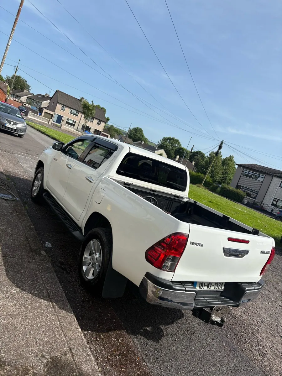 Toyota hilux 2018 No Vat - Image 3