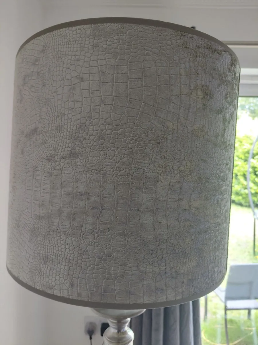 Tall lamp - Image 2