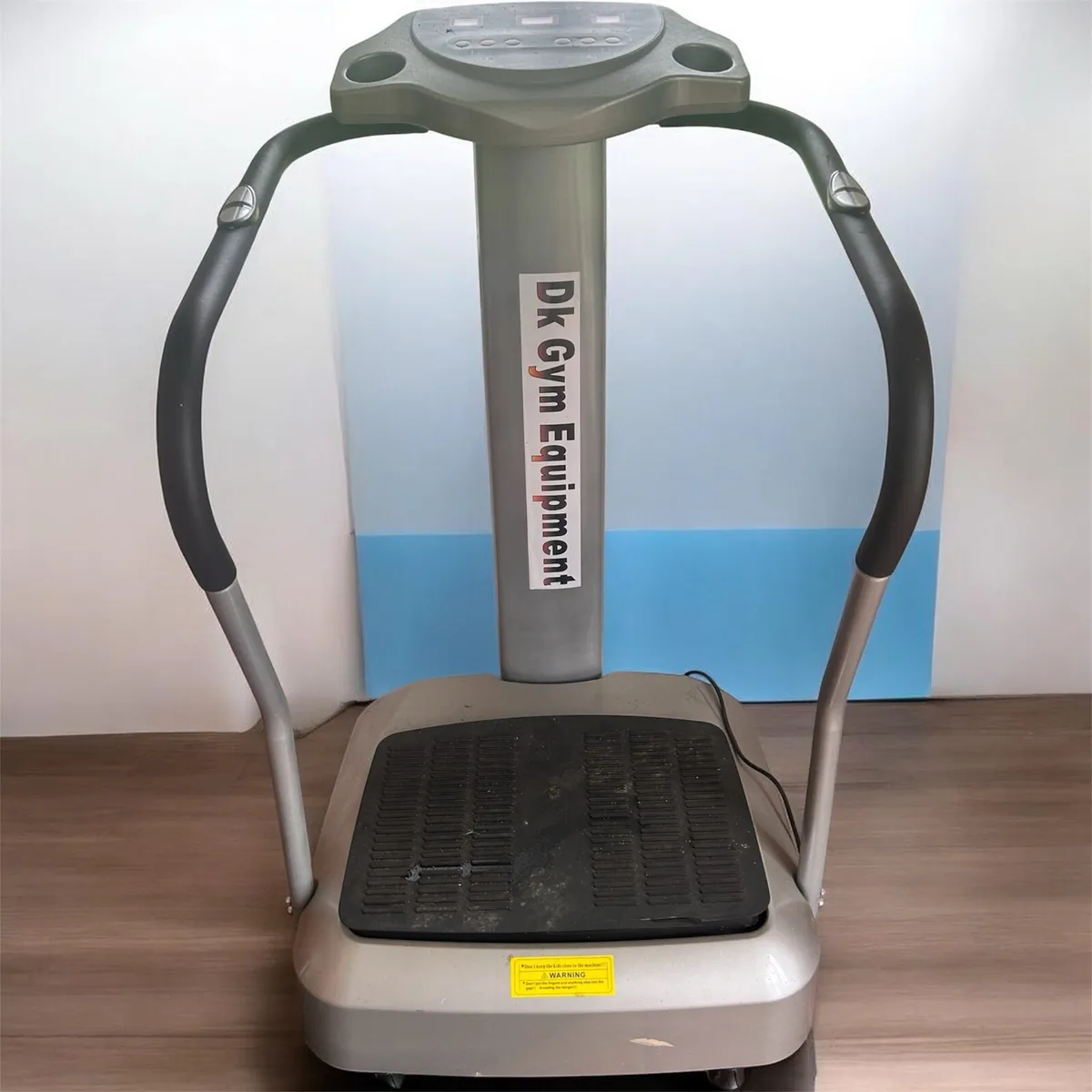 DK Gym Equipment Body Shaper Vibro Plate - Image 1