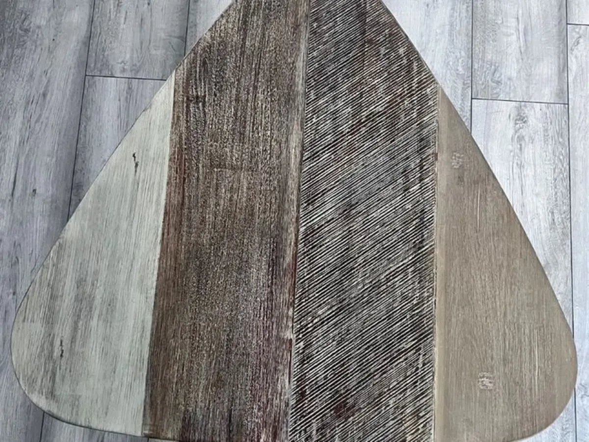 Stylish wooden Coffee table - Image 2