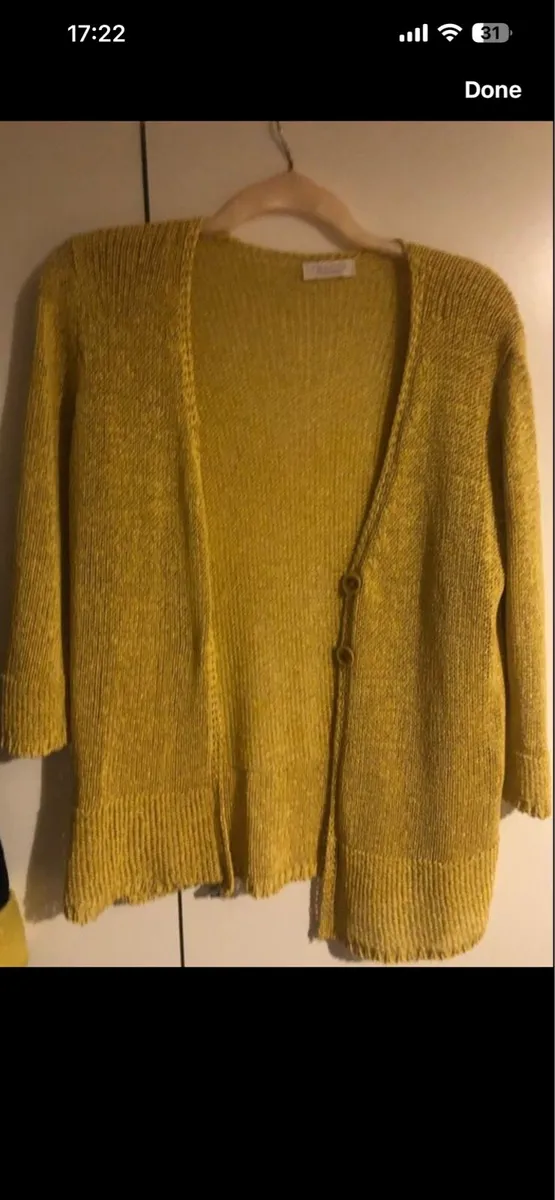 Mens cardigan size XL €10 - Image 1