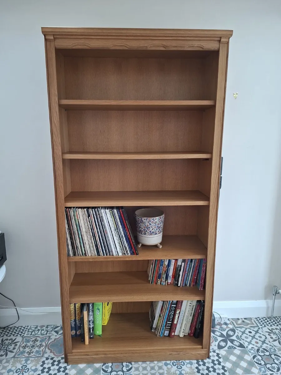 Bookshelf - Image 4