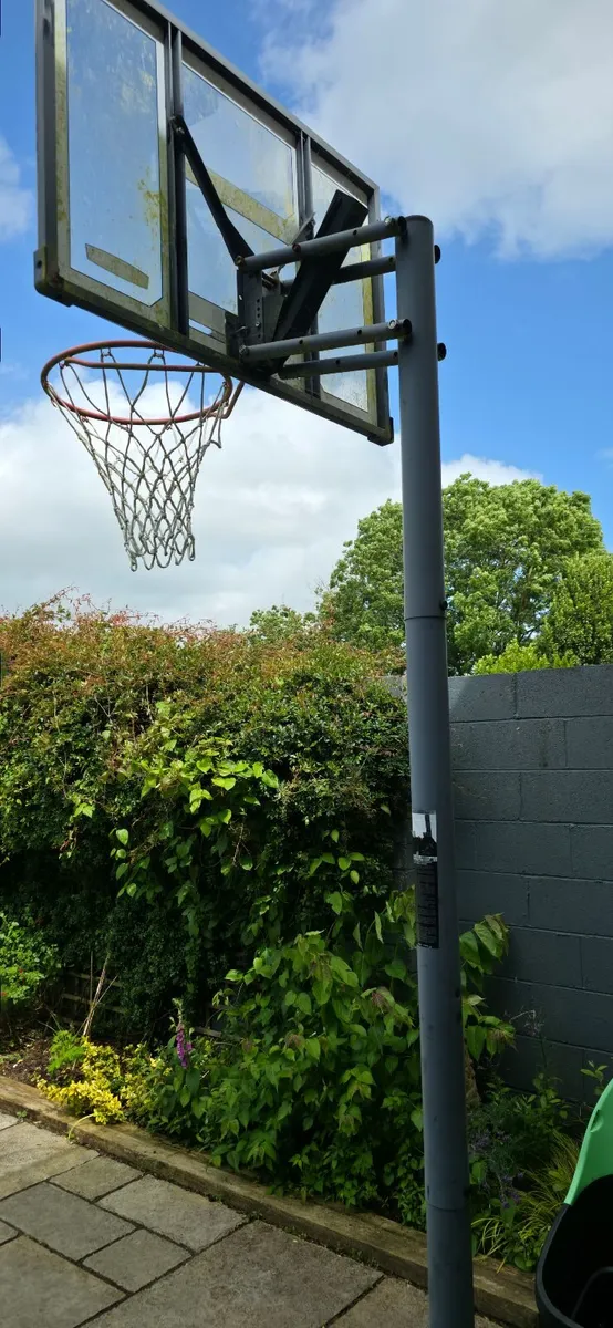 Basketball hoop - Image 2