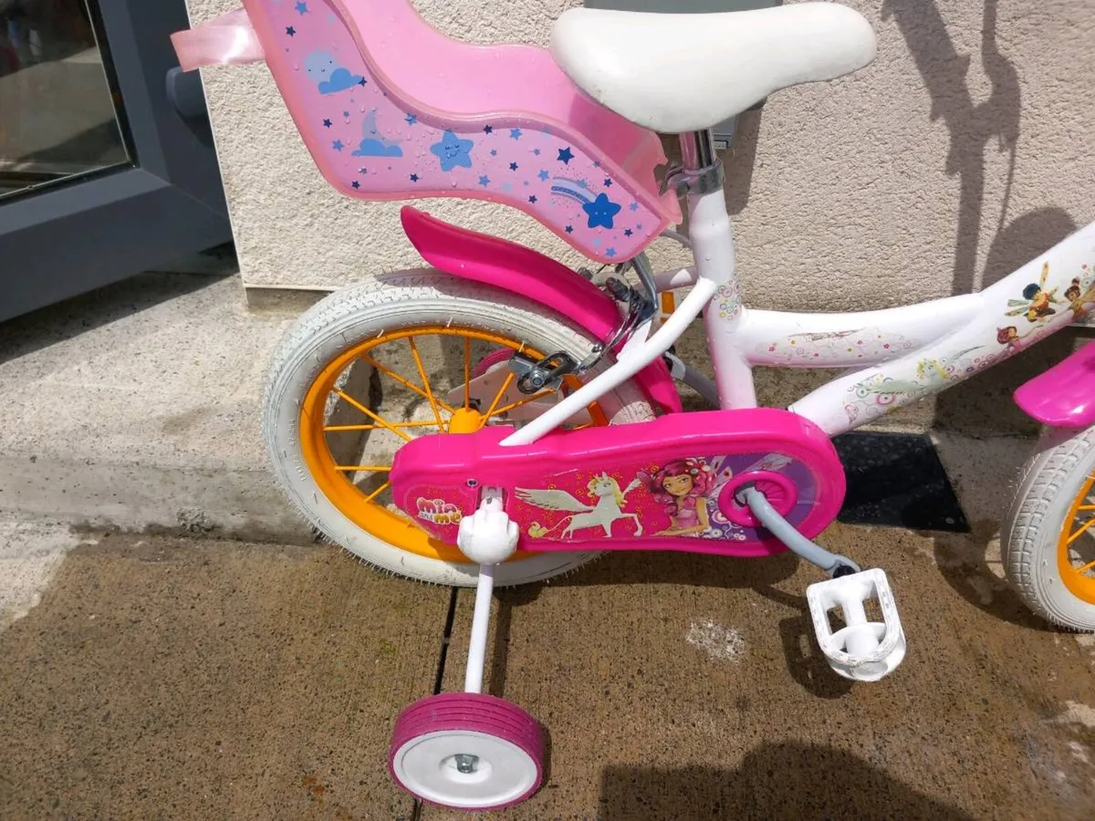 mia and me Kids bike size 14 inch wheels - Image 3