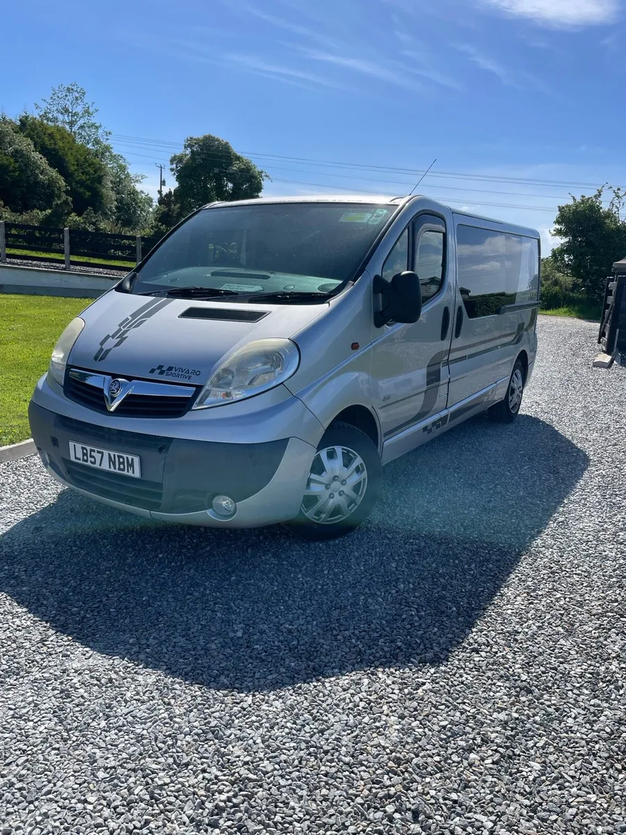Vauxhall Vivaro LWB day van - Image 2