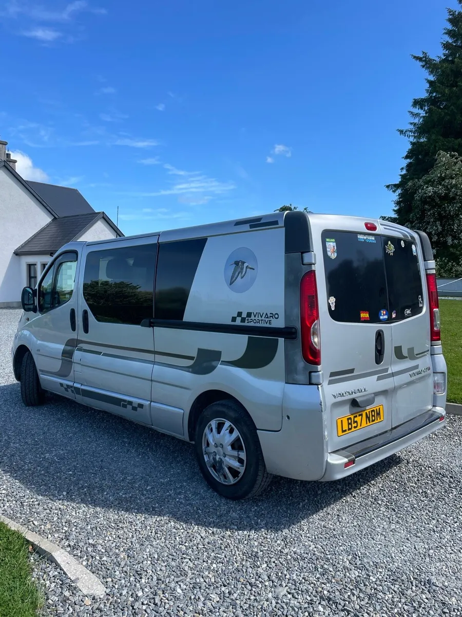 Vauxhall Vivaro LWB day van - Image 3