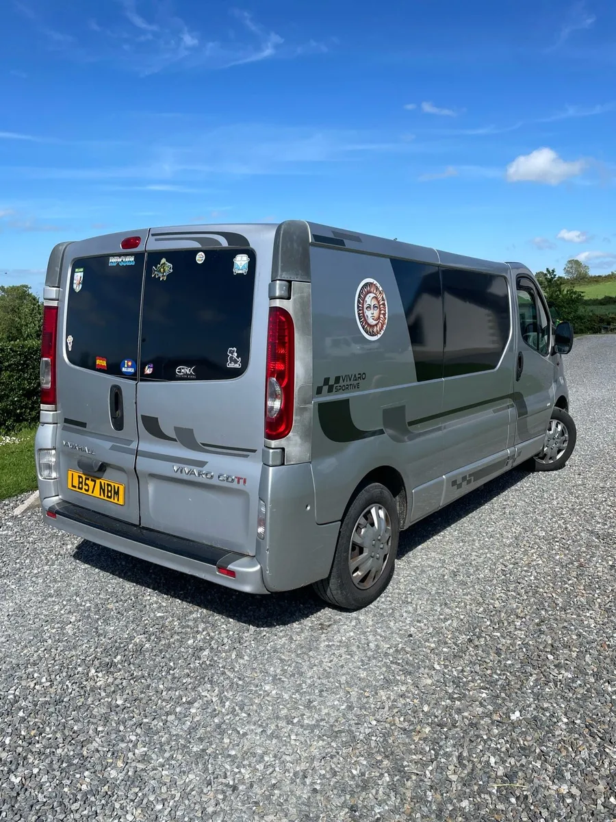 Vauxhall Vivaro LWB day van - Image 4