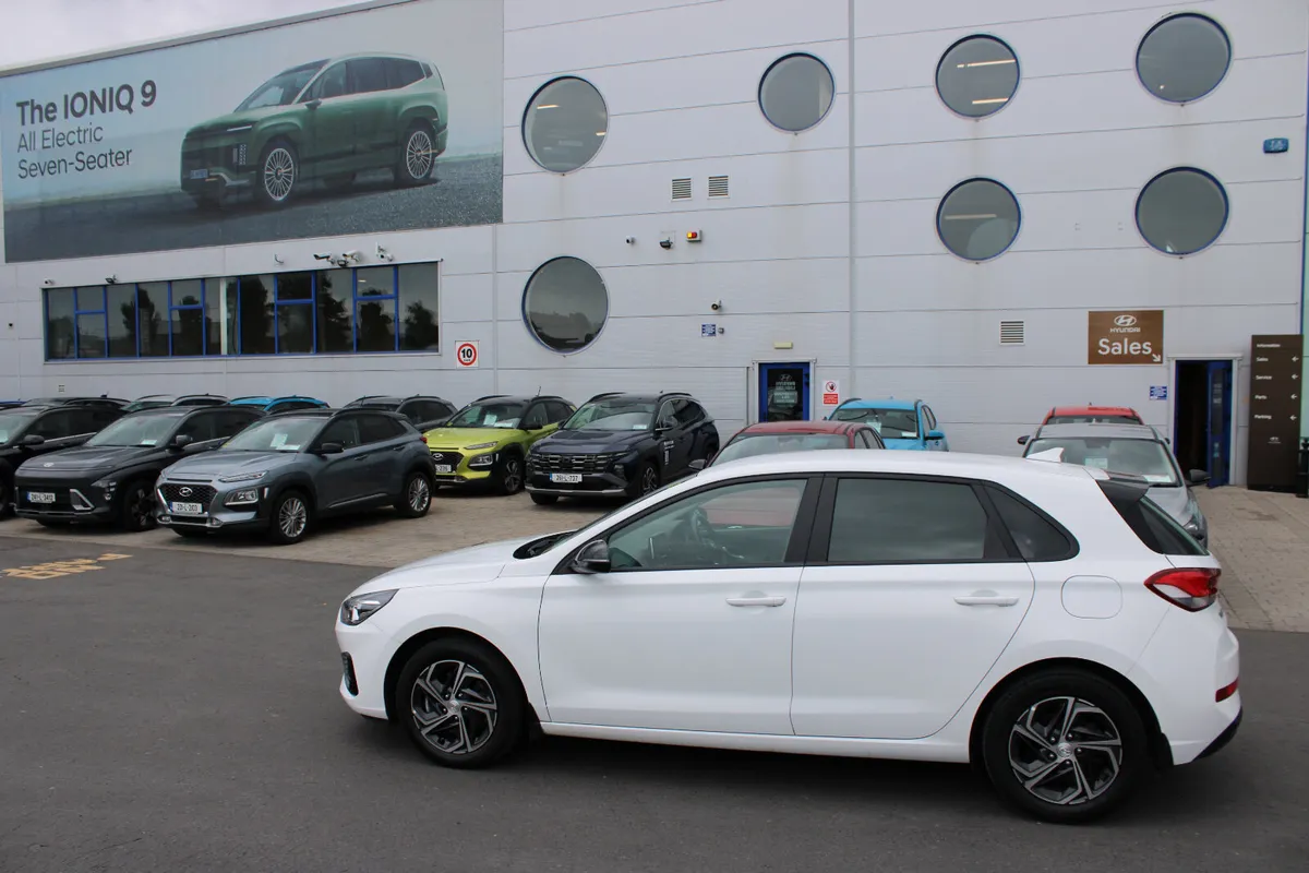 Hyundai i30 2022 - Image 2