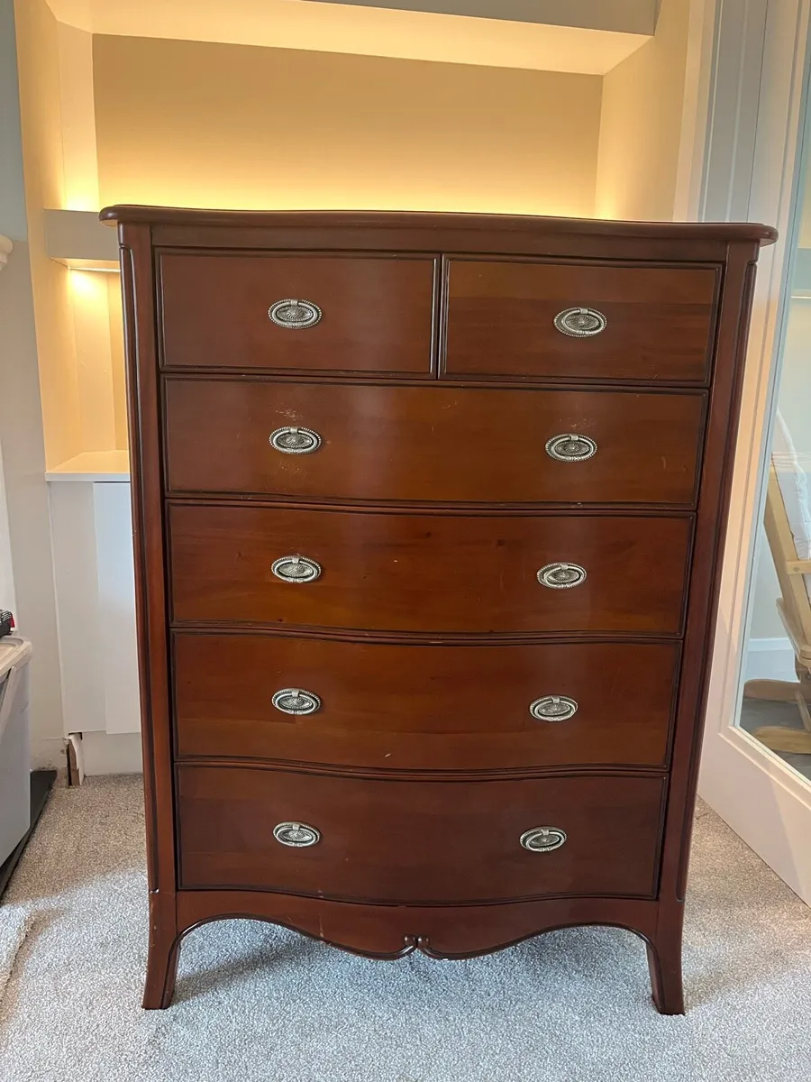 Chest of drawers - Image 1