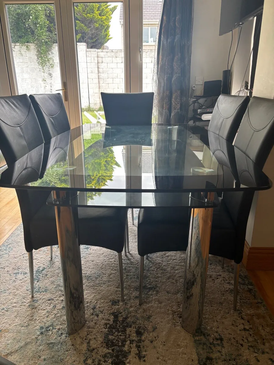 Pre Loved 6 Seater Dining Table with 6 Chairs - Image 2