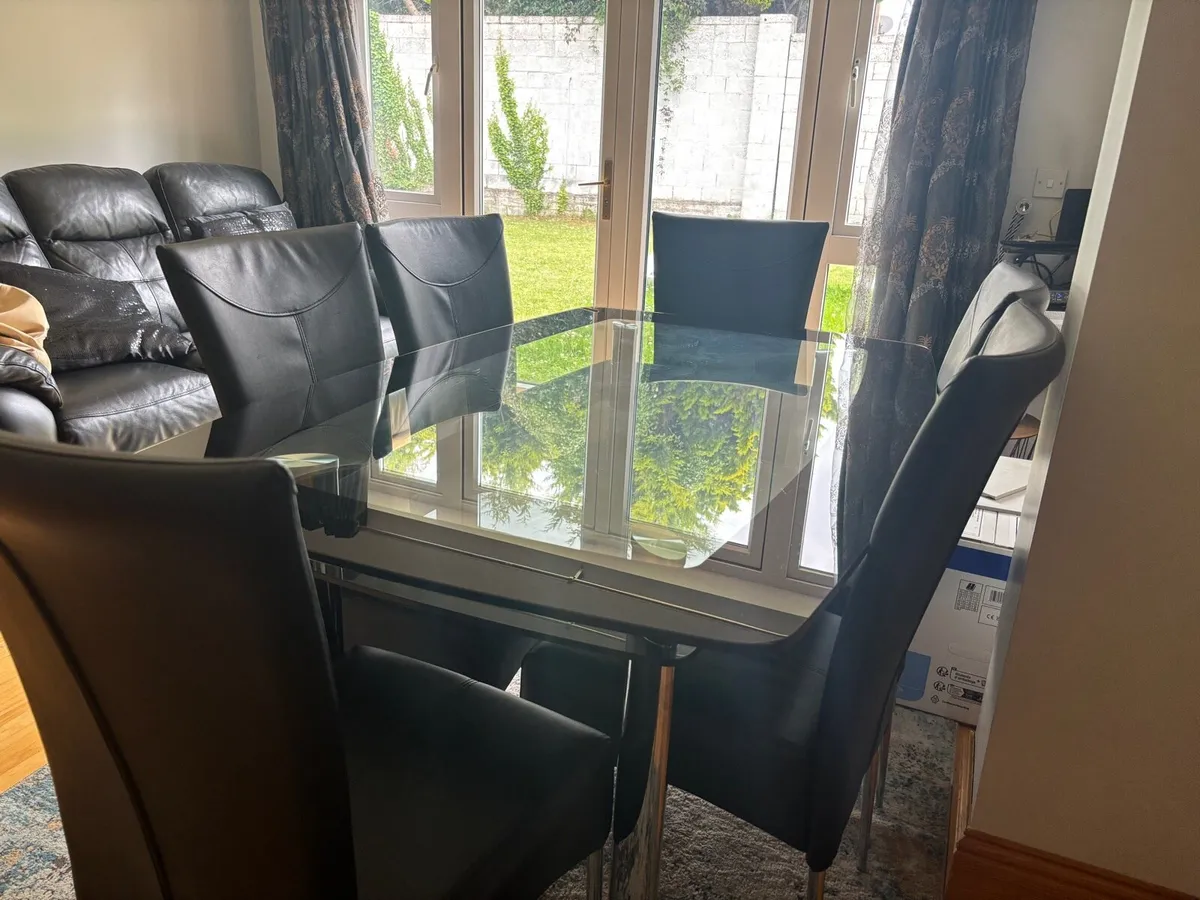 Pre Loved 6 Seater Dining Table with 6 Chairs - Image 3