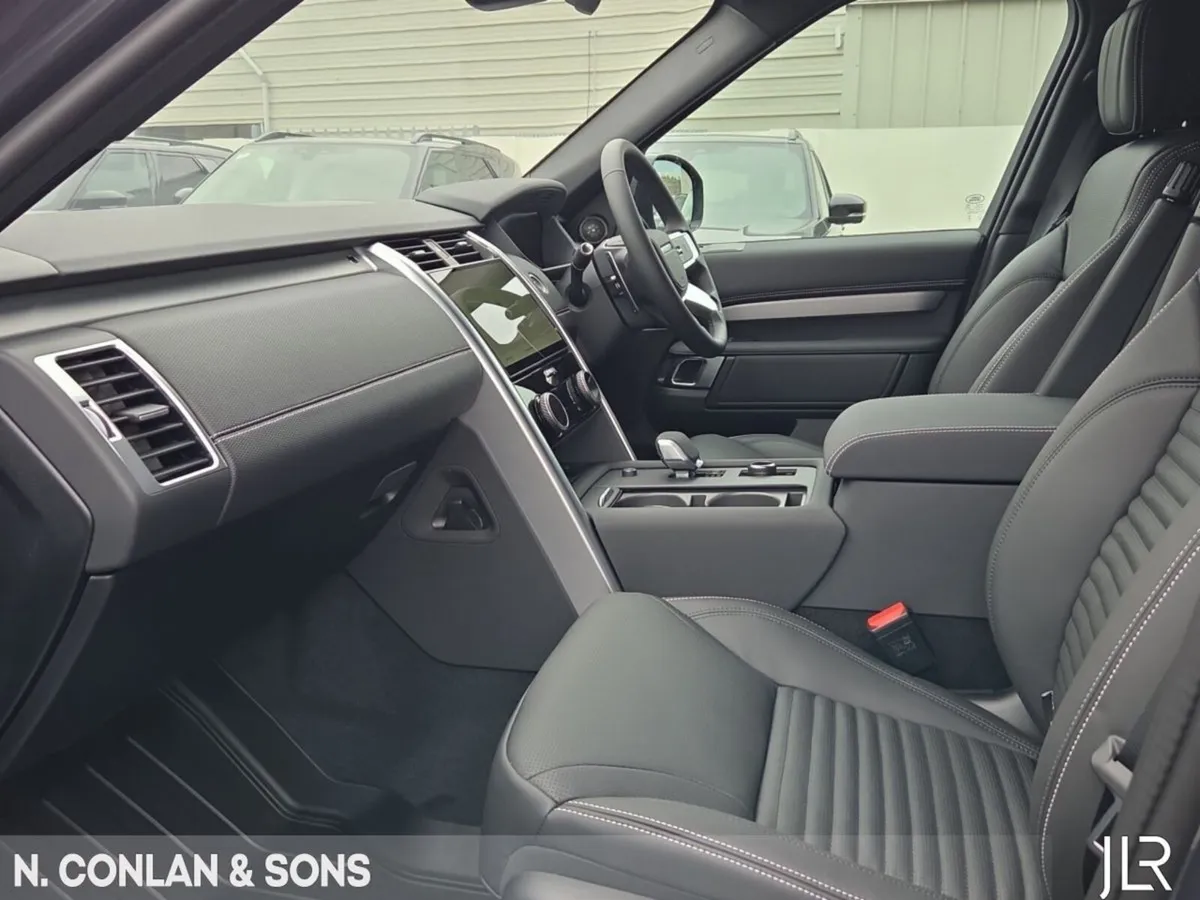 Land Rover Discovery 3.0D DYNAMIC HSE 2 SEAT COMME - Image 3