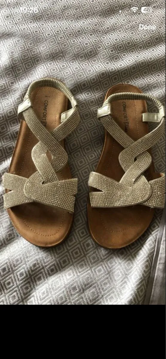 Ladies new sandals size 5 €10 - Image 1