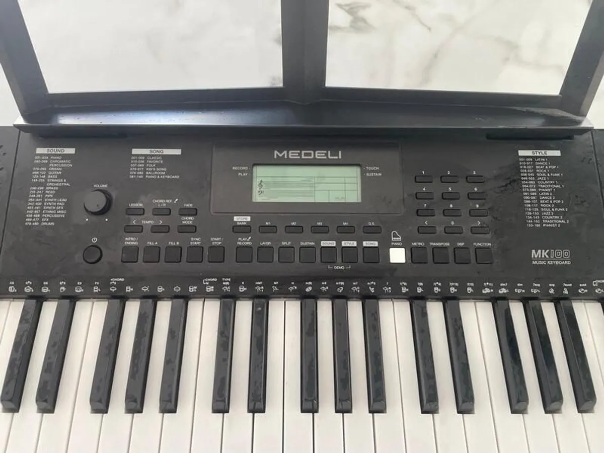 Electronic Keyboard - Image 4