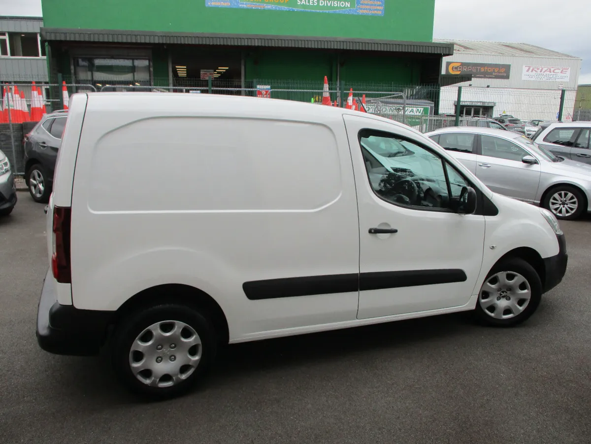 Peugeot Partner Van 2017 - Image 4