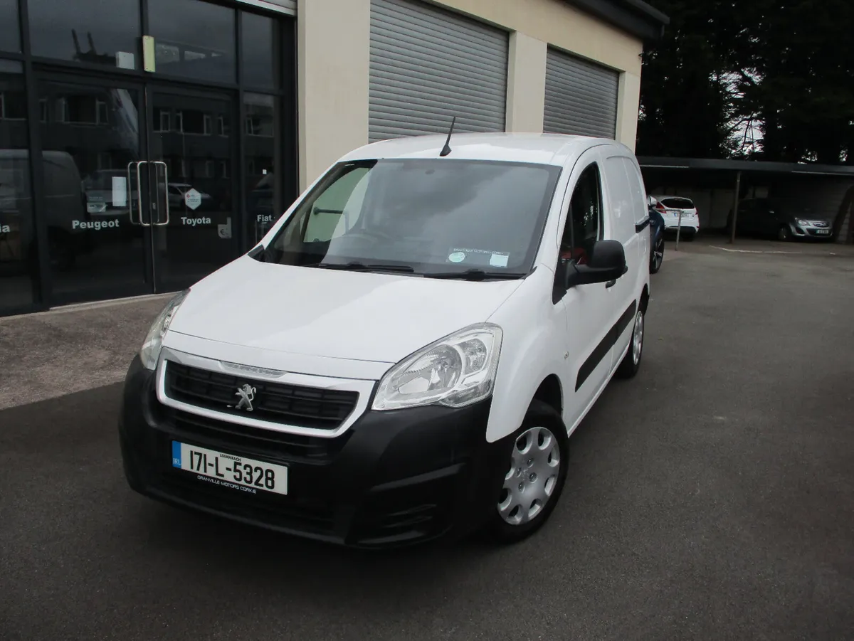 Peugeot Partner Van 2017 - Image 1