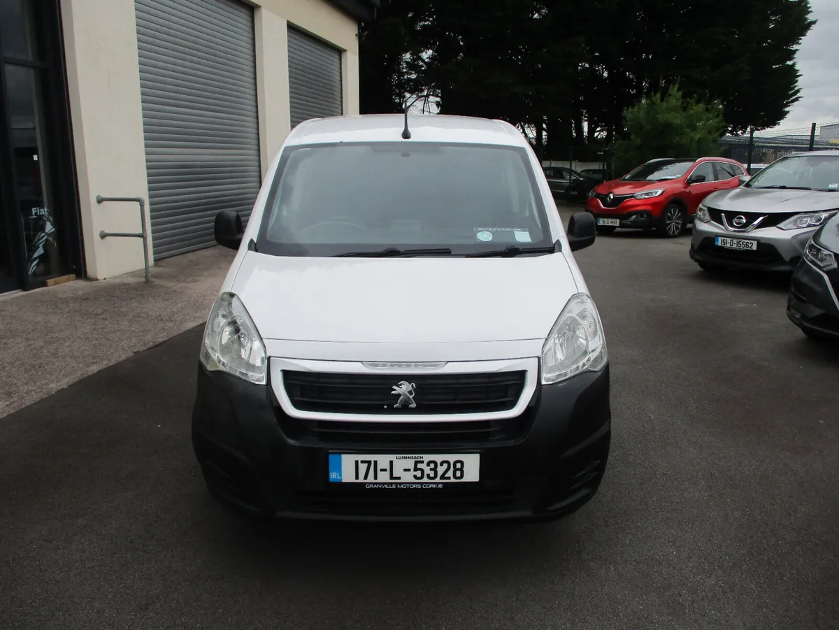 Peugeot Partner Van 2017 - Image 2