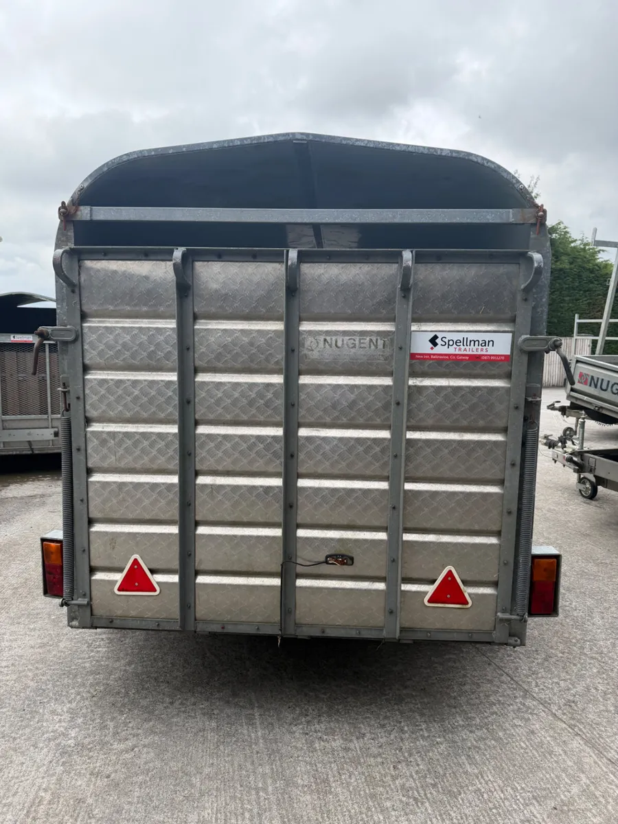 Nugent livestock trailer - Image 3
