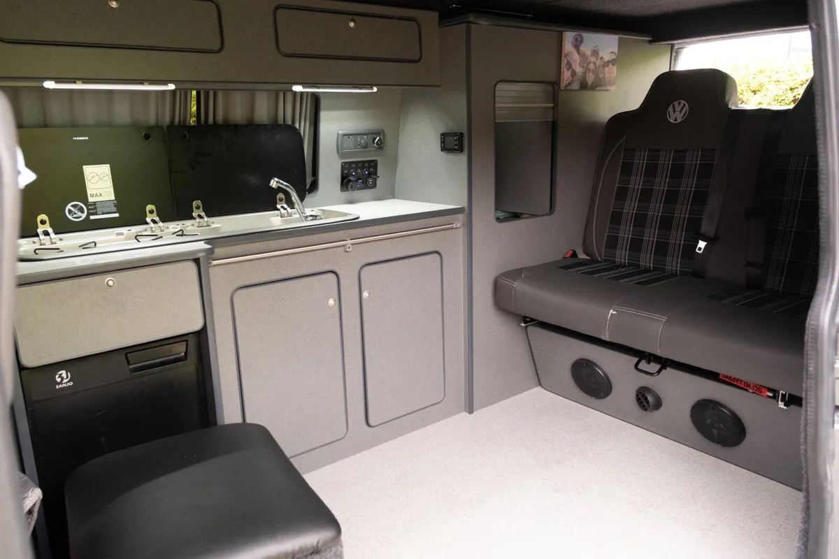 VW Camper van - Image 2