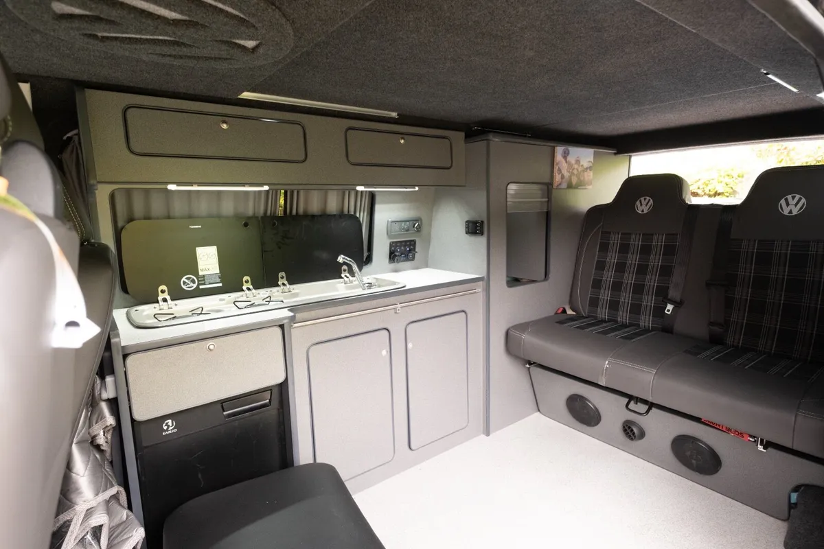 VW Camper van - Image 4