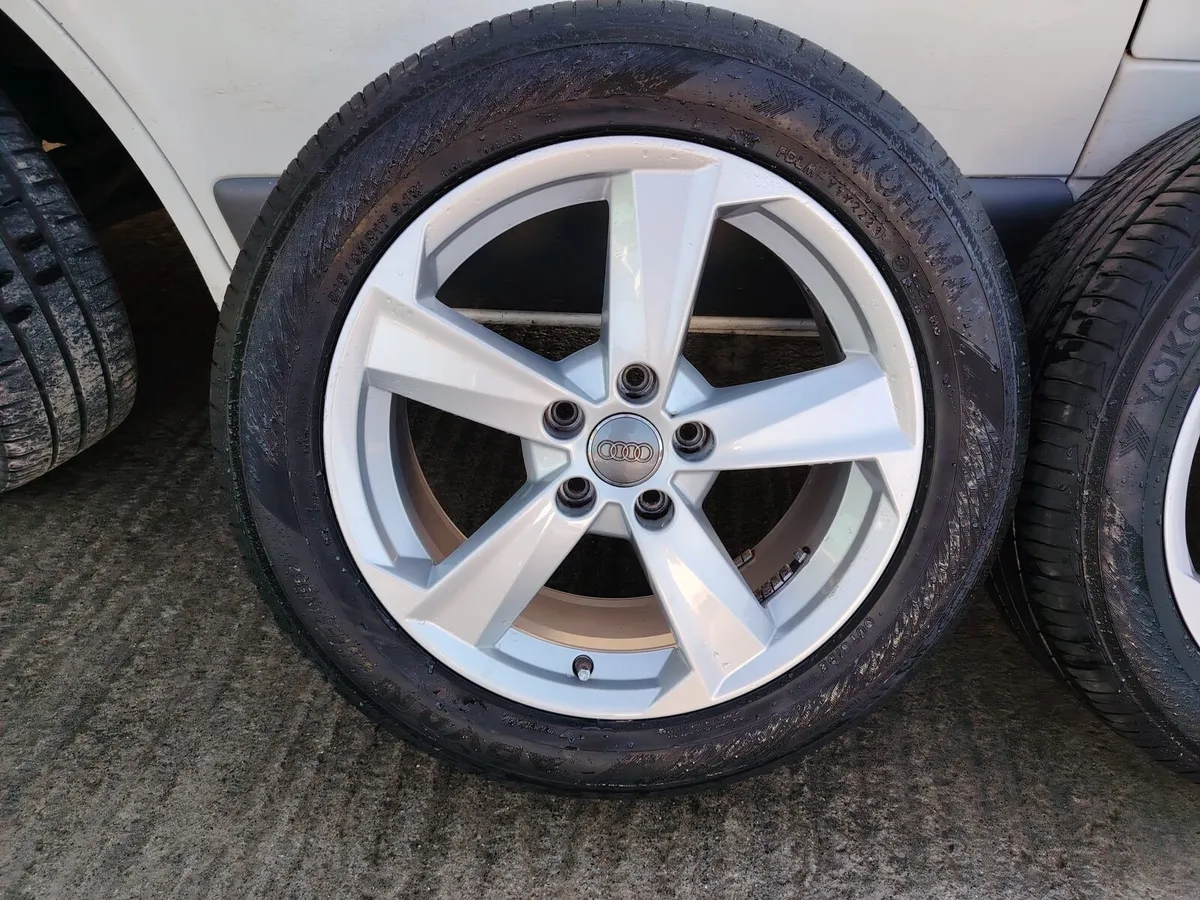 17" Audi Q2 alloy wheels with nearly new tyres - Image 4