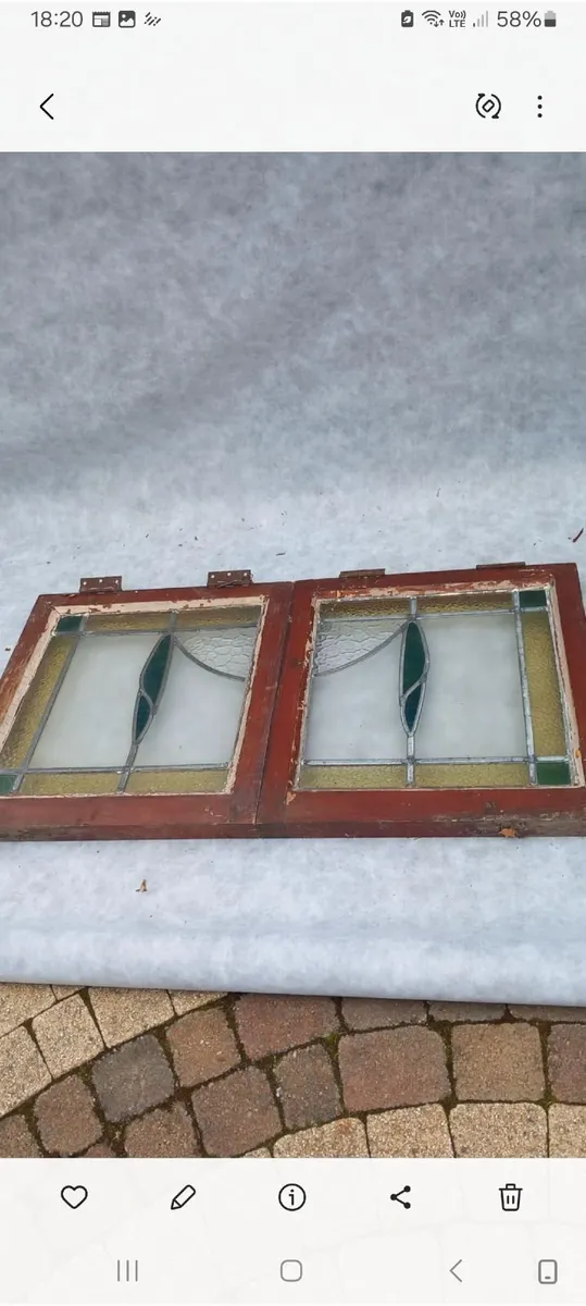 9 vintage stained glass window panes. - Image 3